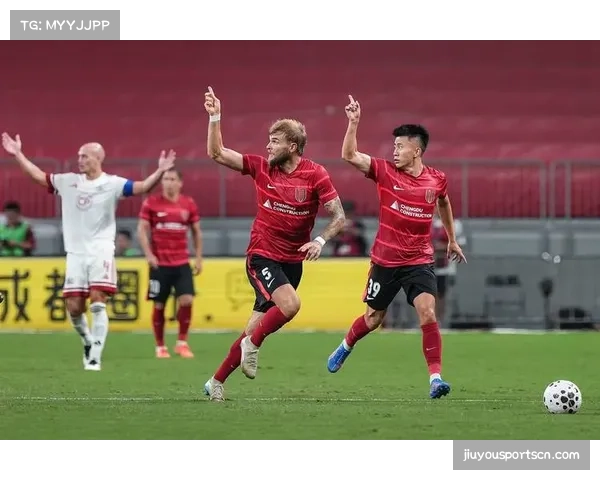 成都蓉城亚冠创历史突破 上海海港排名倒数第三引关注